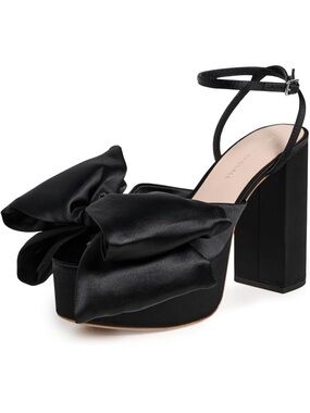 NIB LOEFFLER RANDALL KIKI PUMPS❤️